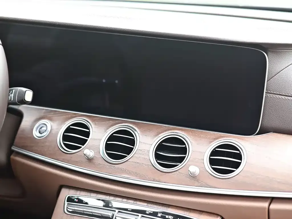 Mercedes-Benz E-Class New Energy — фото 3