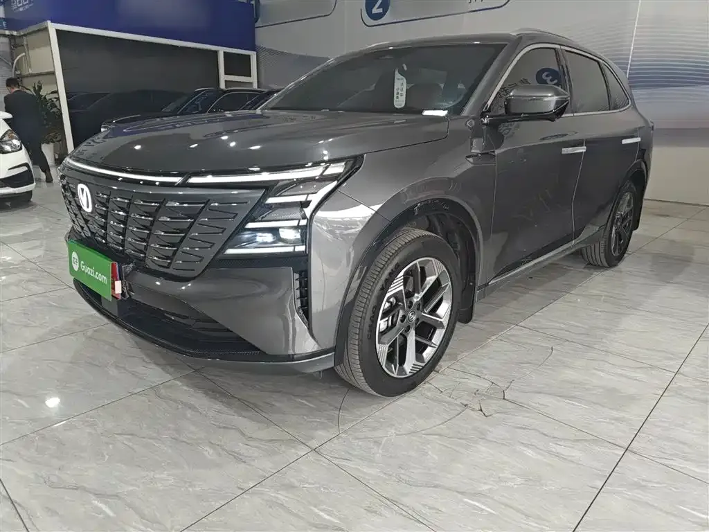 Changan CS75 PLUS — фото 9