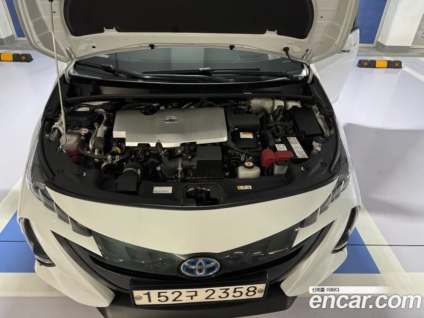 Toyota Prius — фото 3