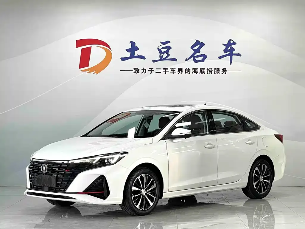 Changan Eado — фото 1