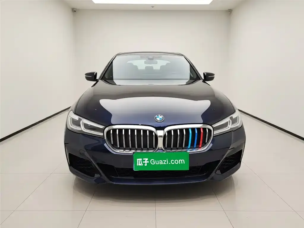 BMW 5 Series — фото 6