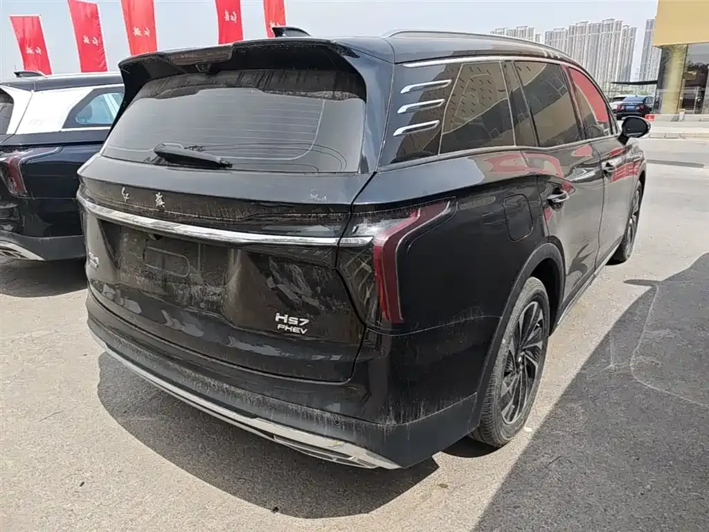 Hongqi HS7 PHEV — фото 10