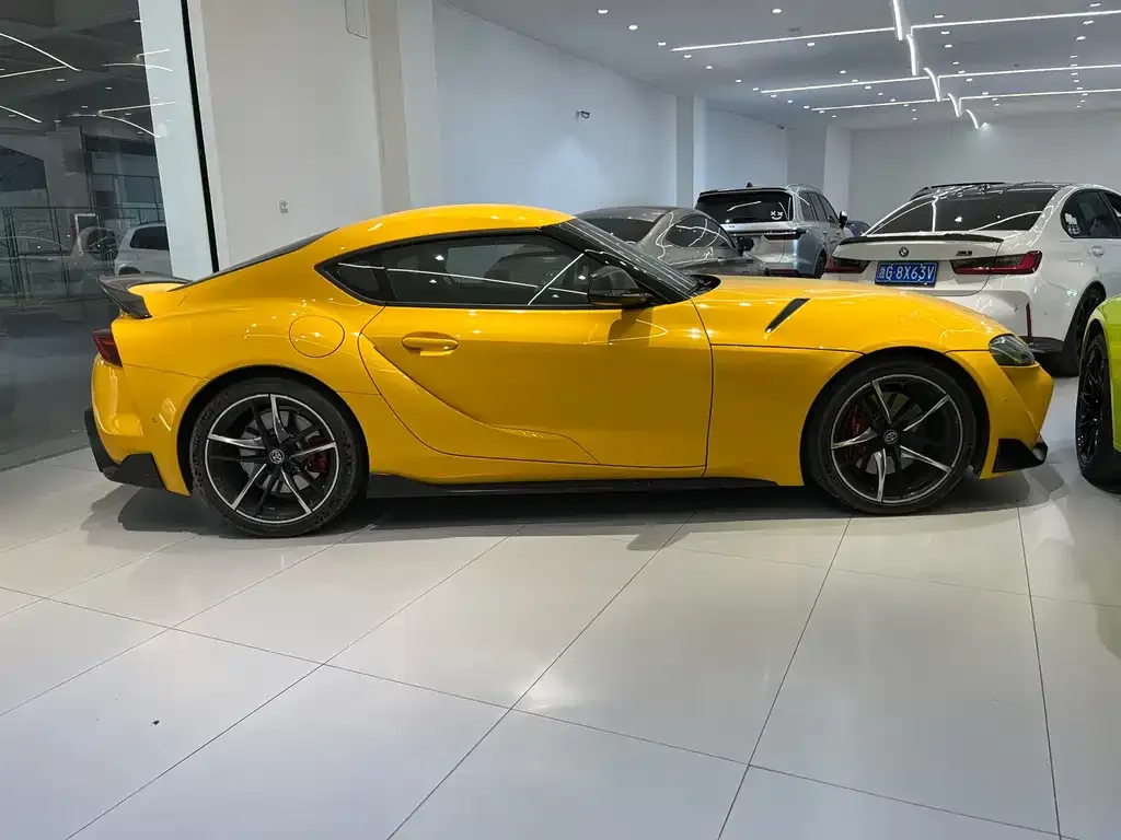 Toyota Supra — фото 2