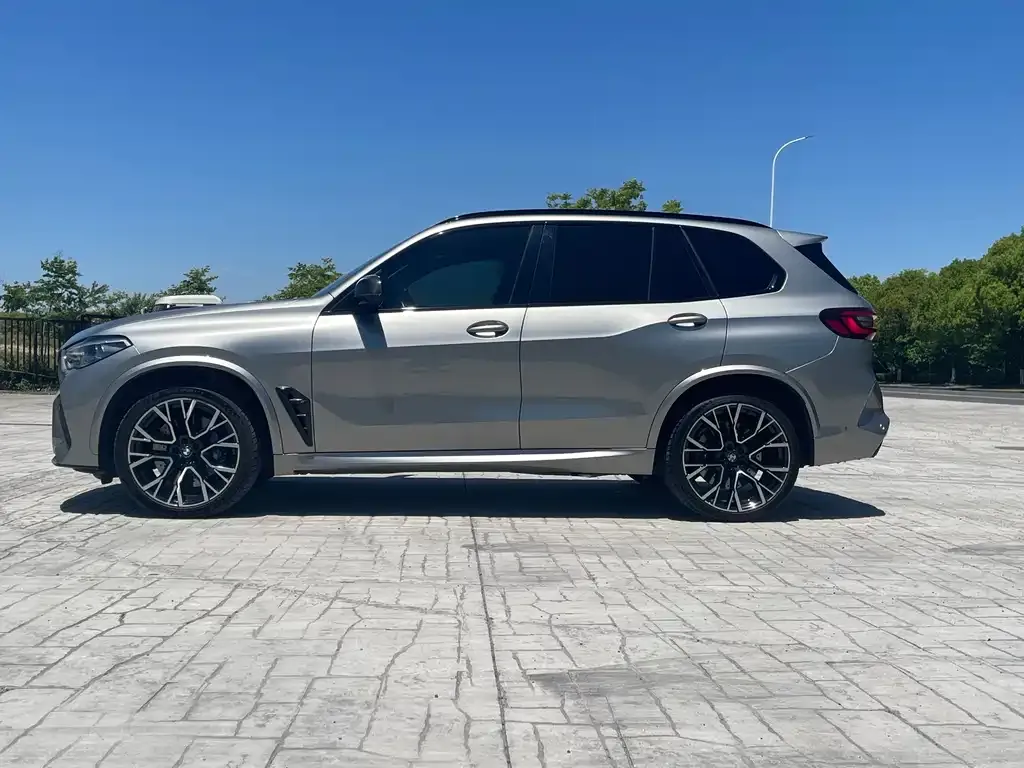 BMW X5 M — фото 8