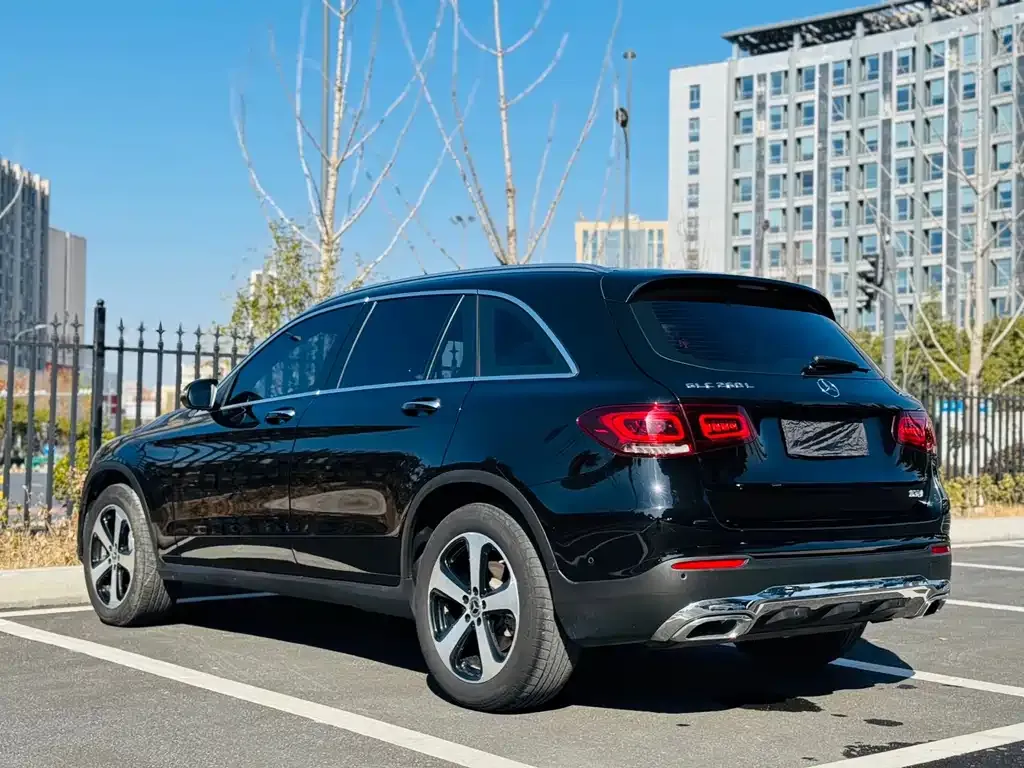 Mercedes-Benz GLC — фото 4