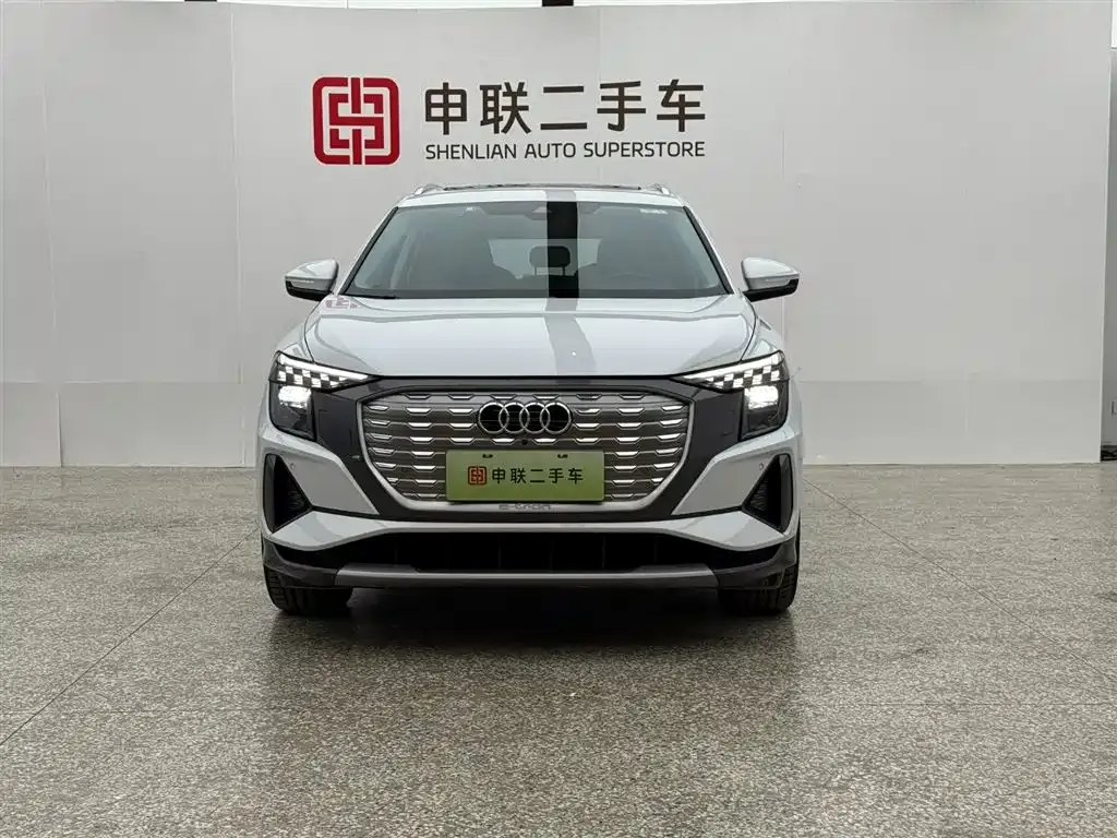 Audi Q5 e-tron — фото 10