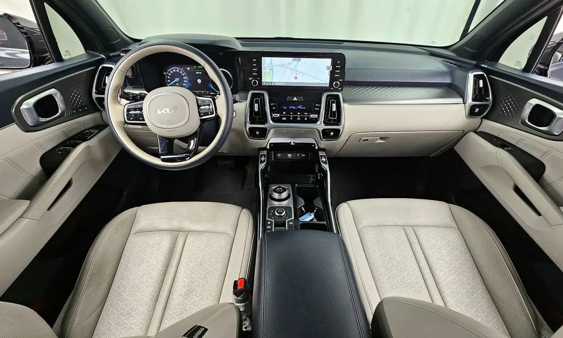 Kia Sorento — фото 8