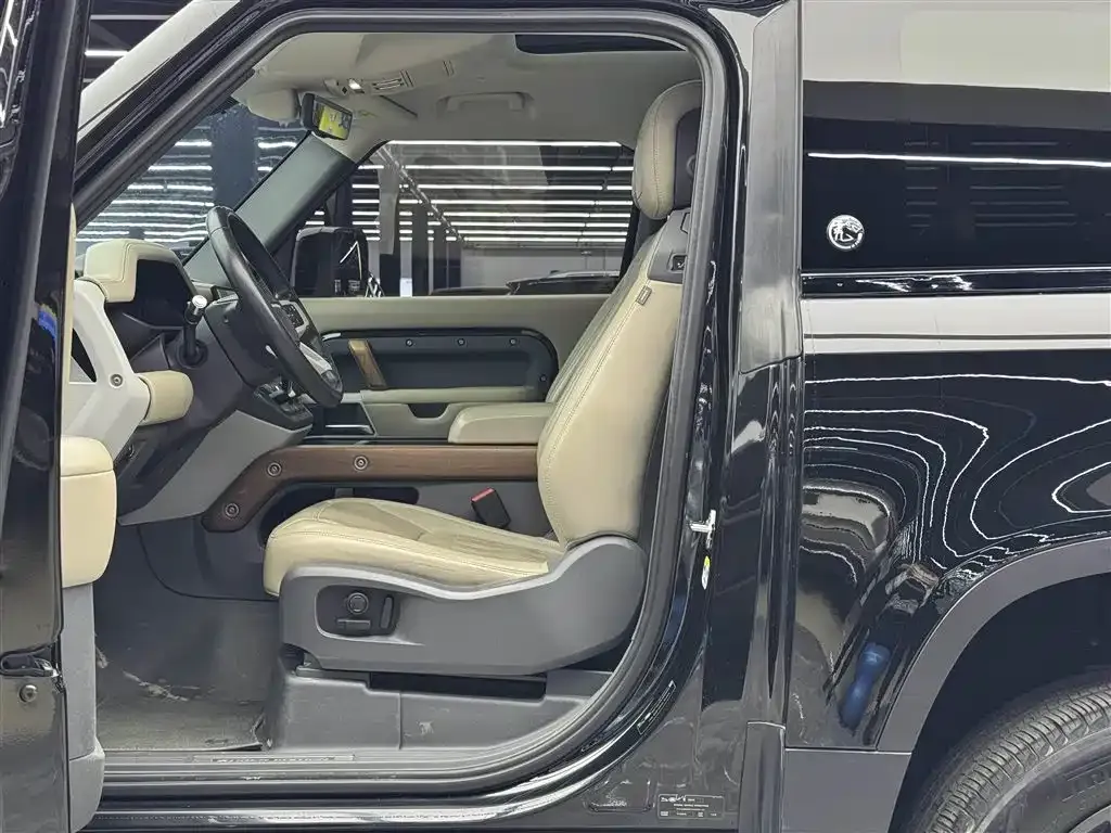 Land Rover Defender — фото 8