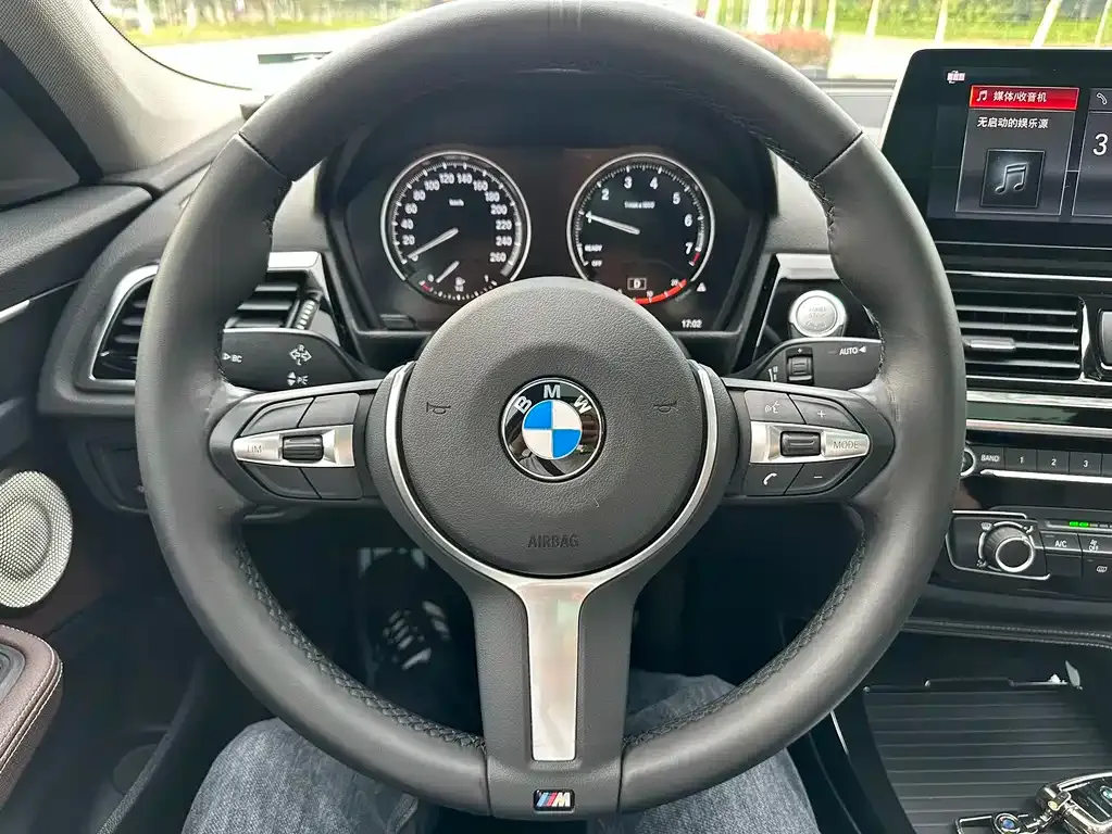 BMW 1 Series — фото 3