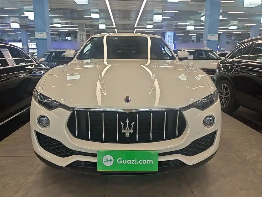 Maserati Levante — фото 9