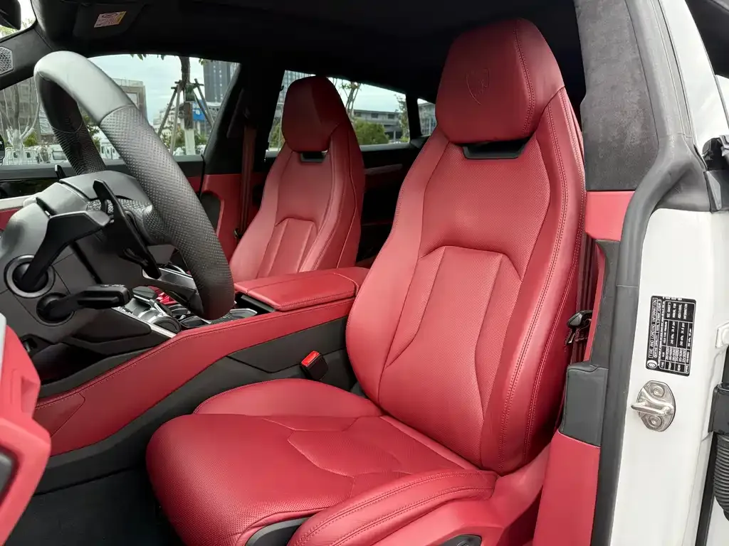 Lamborghini Urus — фото 4