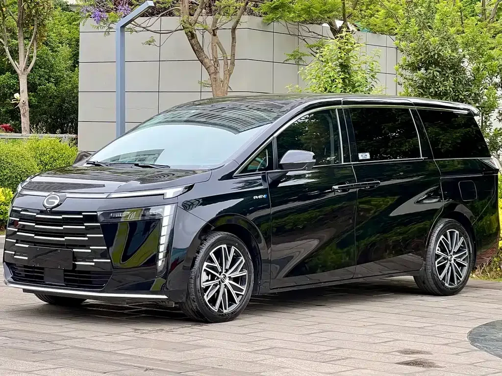 GAC Motor Trumpchi E8 — фото 1