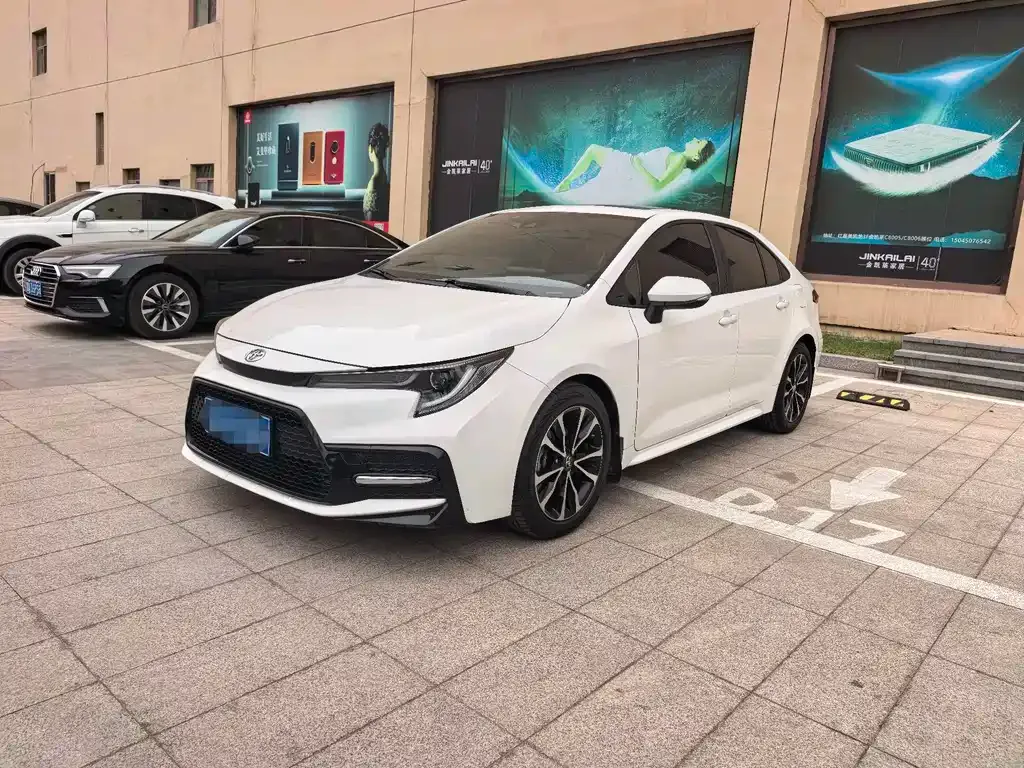 Toyota Levin — фото 1
