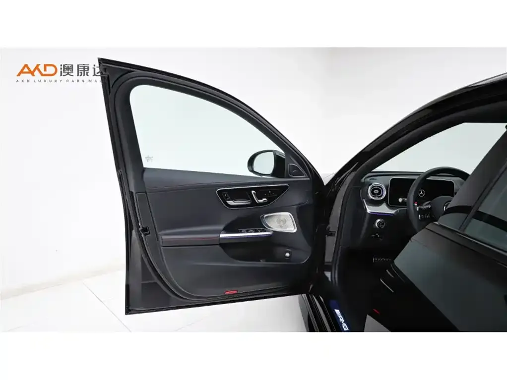 Mercedes-Benz C-Class AMG — фото 10