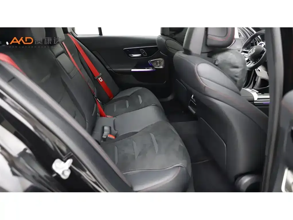 Mercedes-Benz C-Class AMG — фото 6