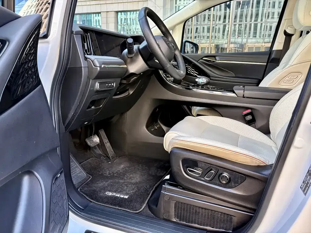 GAC Motor Trumpchi E9 — фото 2