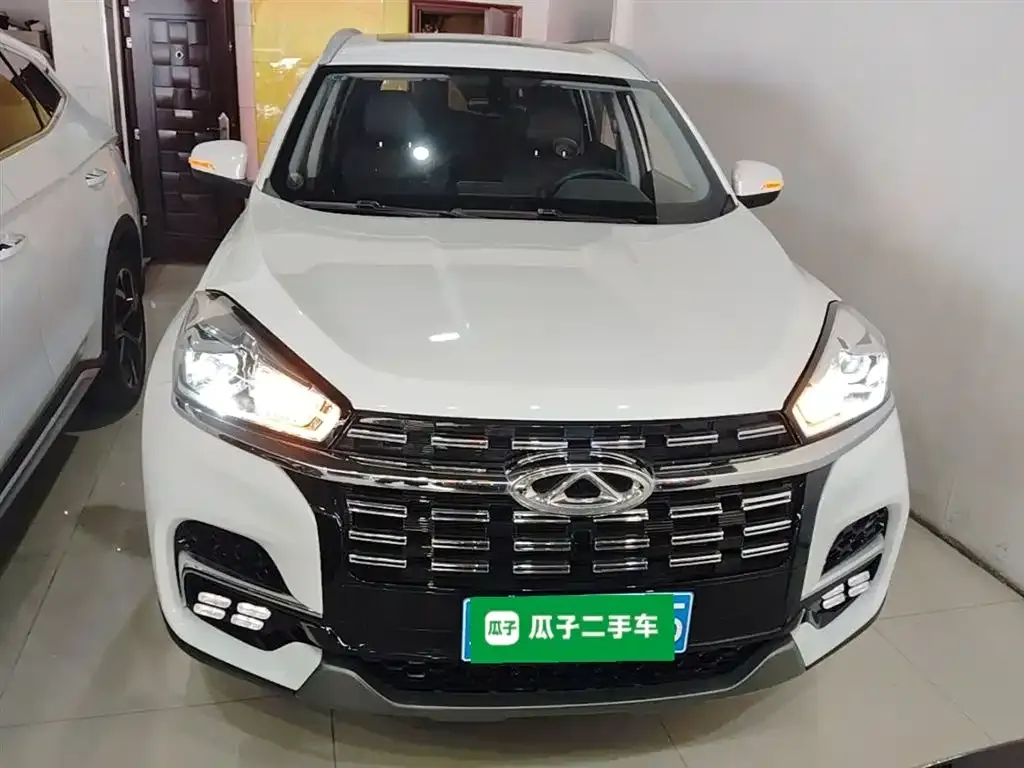 Chery Tiggo 8 — фото 8