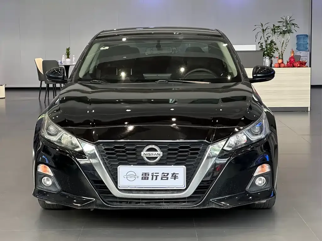 Nissan Teana — фото 2