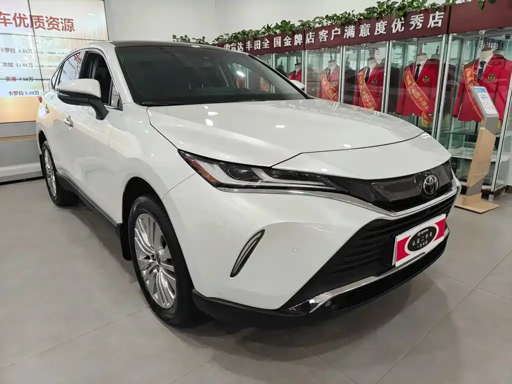 Toyota Harrier — фото 9