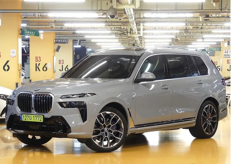 BMW X7 — фото 1