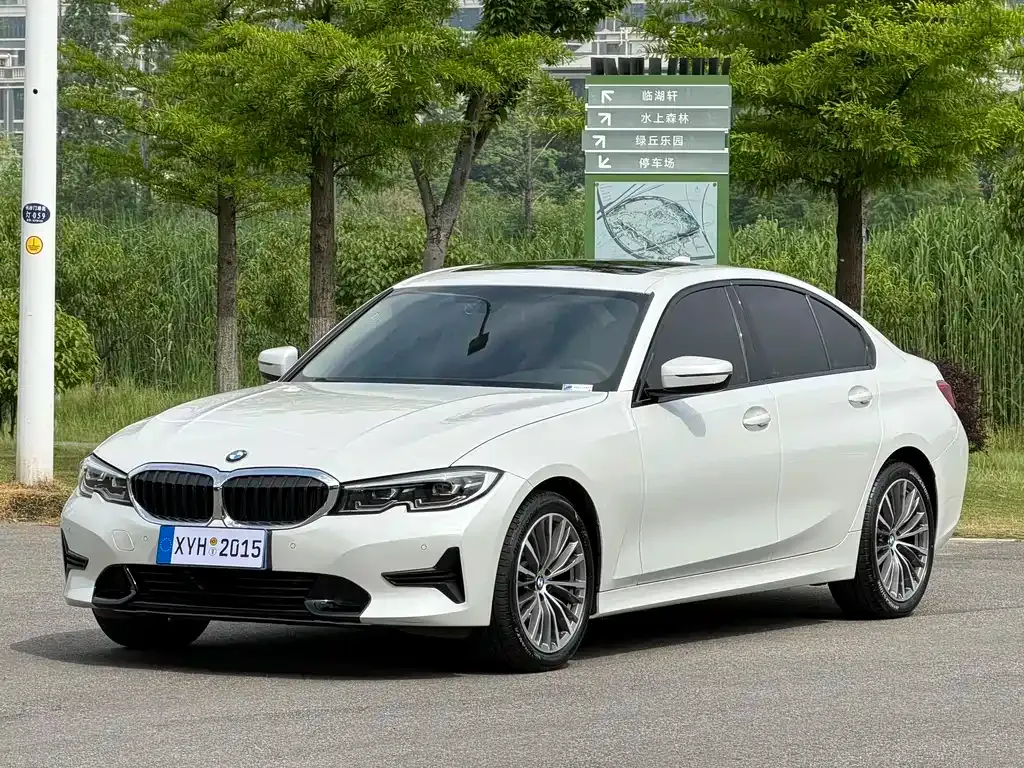 BMW 3 Series — фото 1