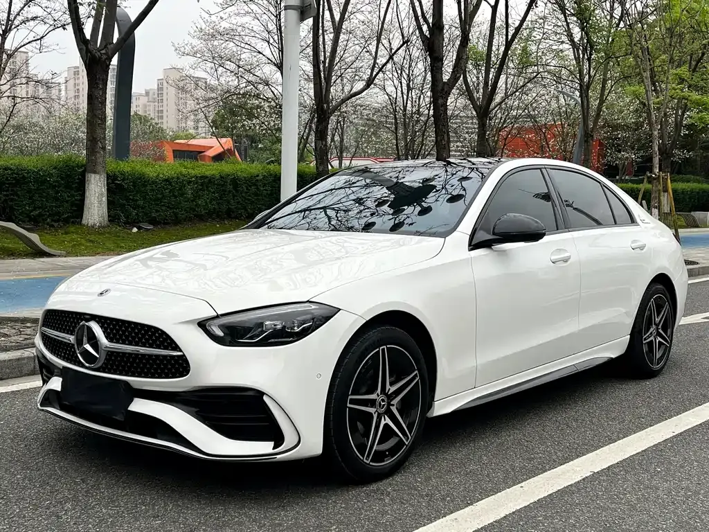 Mercedes-Benz C-Class — фото 1