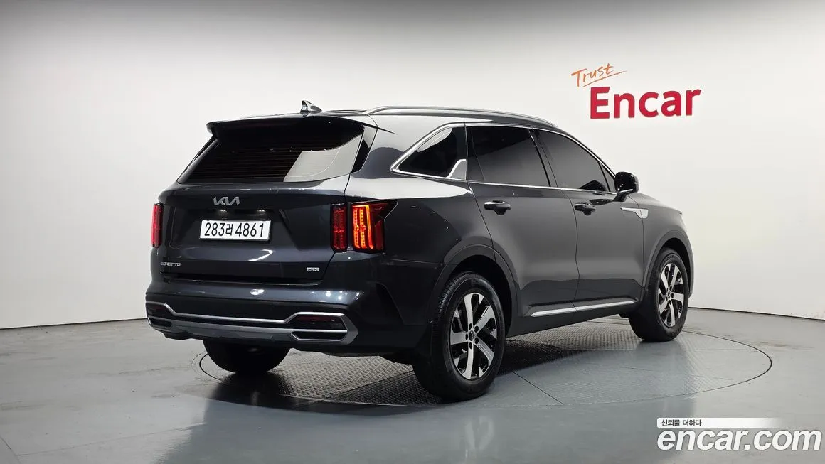 Kia Sorento — фото 3