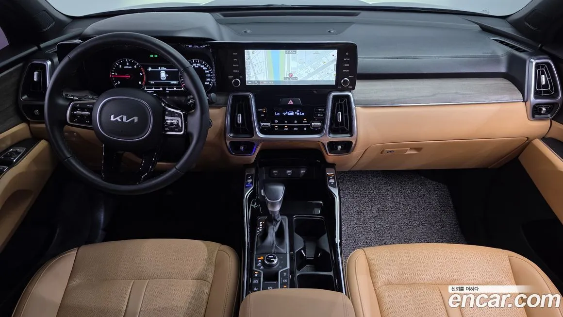 Kia Sorento — фото 6