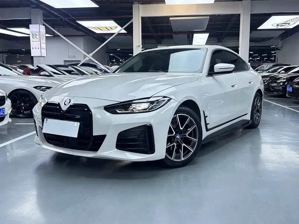 BMW 4 Series — фото 1