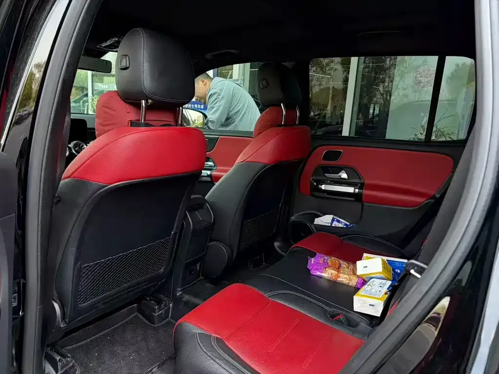 Mercedes-Benz GLB AMG — фото 4