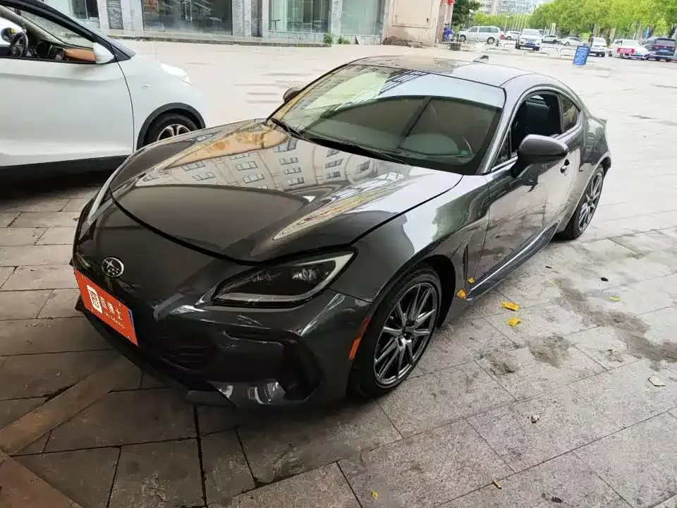 Subaru BRZ — фото 1