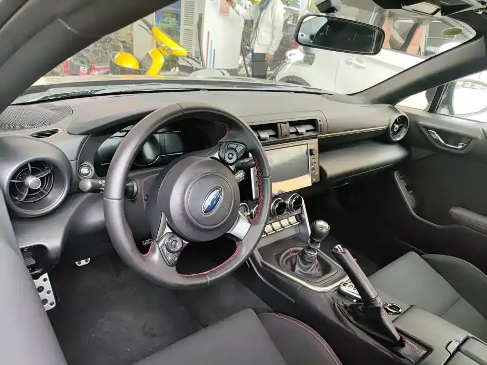 Subaru BRZ — фото 5