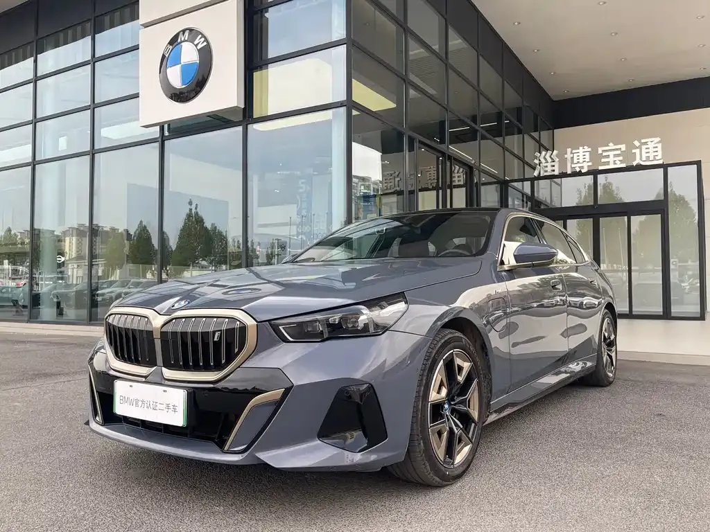 BMW i5 — фото 6