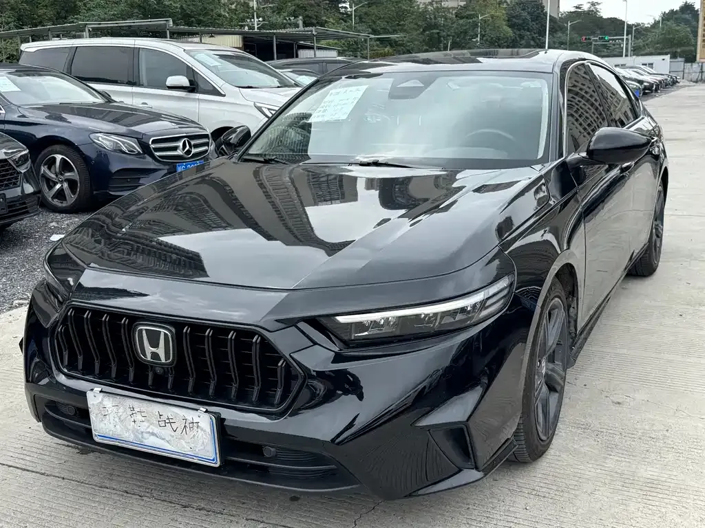 Honda Inspire — фото 1