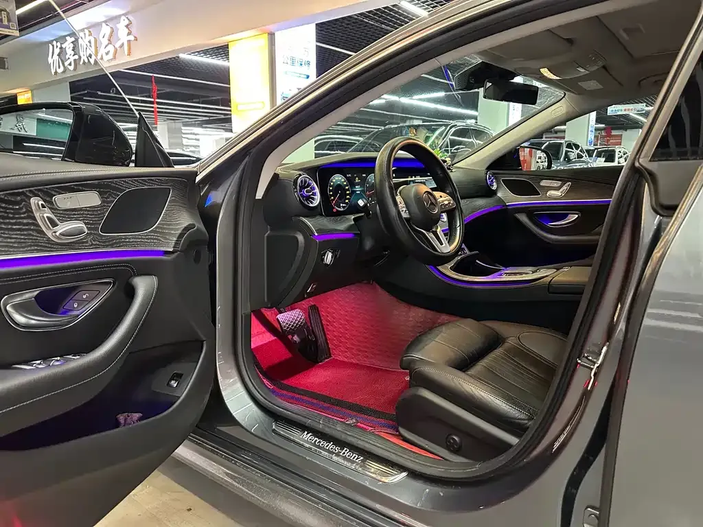 Mercedes-Benz CLS — фото 7
