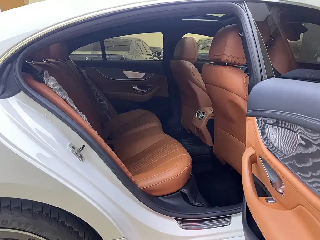 Mercedes-Benz CLS — фото 9