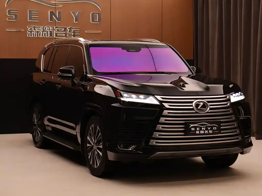 Lexus LX — фото 9