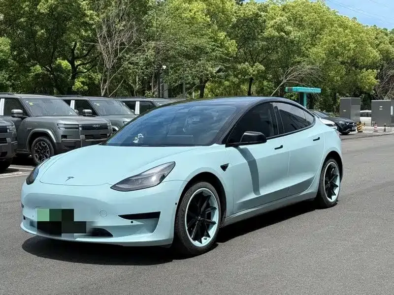 Tesla Model 3 — фото 4