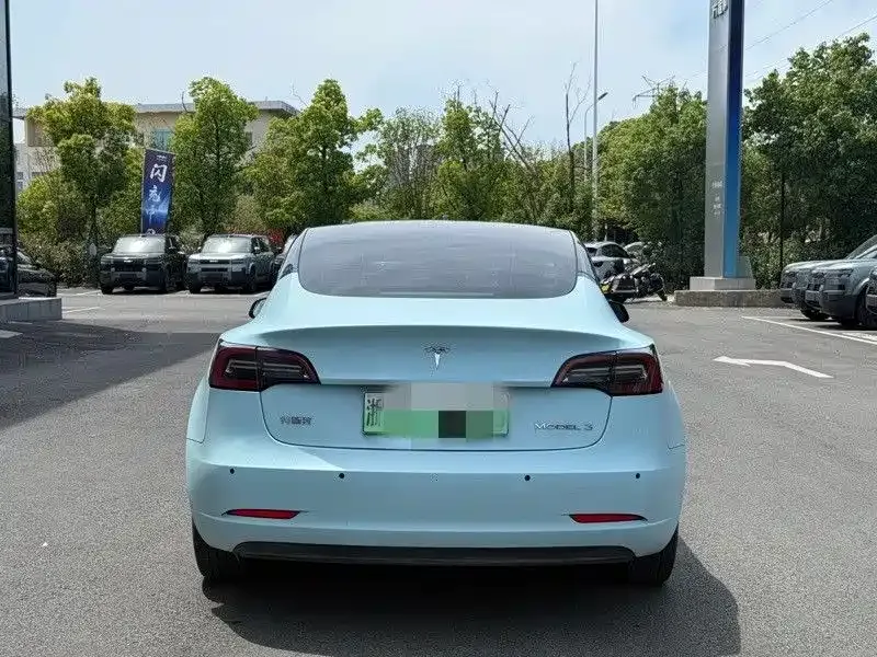 Tesla Model 3 — фото 6