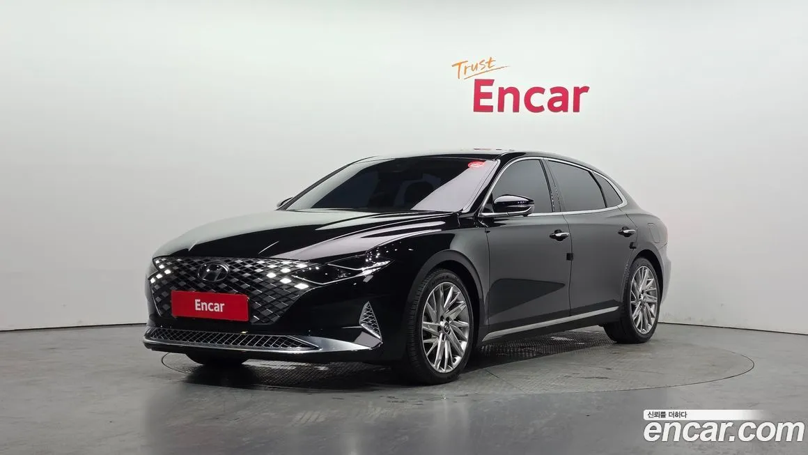 Hyundai Grandeur — фото 1
