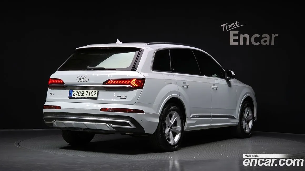 Audi Q7 — фото 2