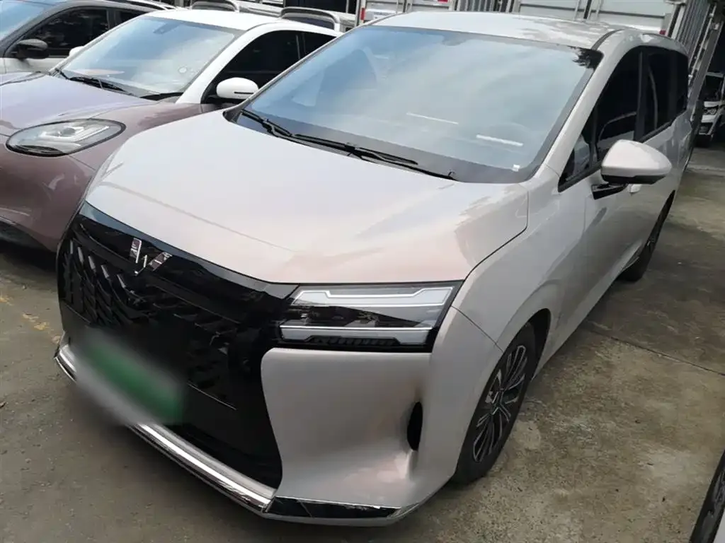 Wuling Starlight 730 New Energy — фото 9