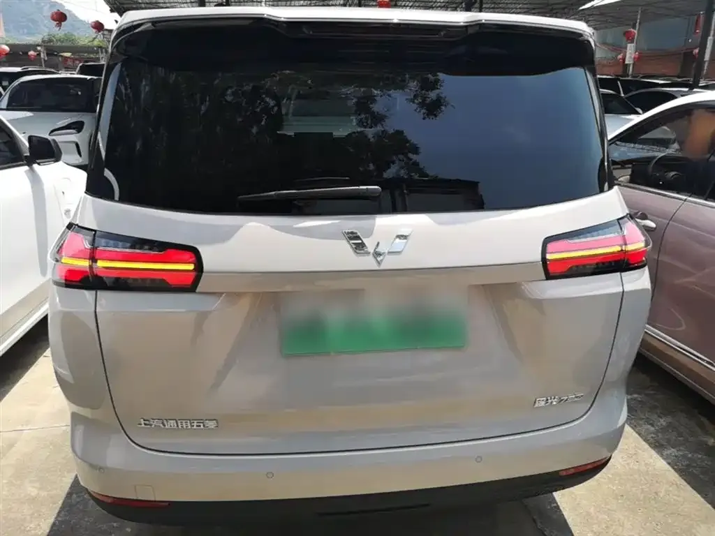 Wuling Starlight 730 New Energy — фото 8