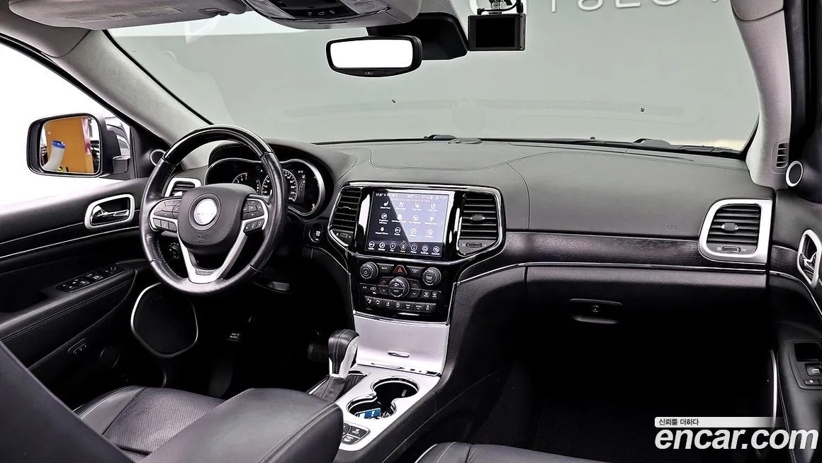 Jeep Cherokee — фото 5
