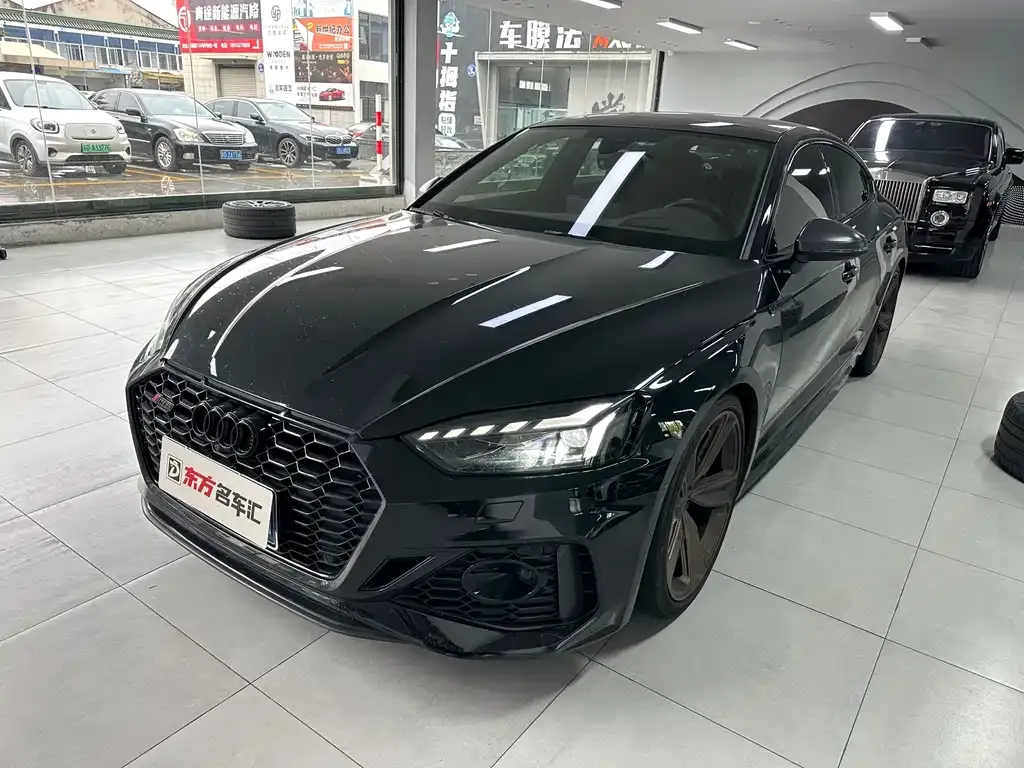 Audi RS 5 — фото 1