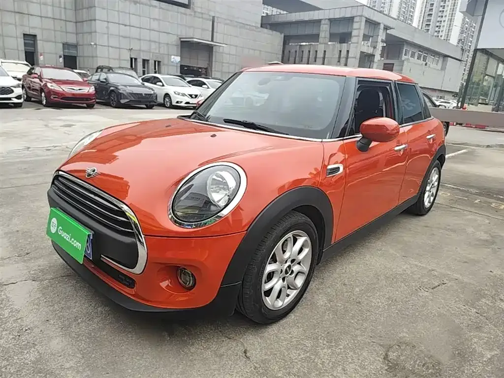 MINI Cooper (3-door) — фото 1
