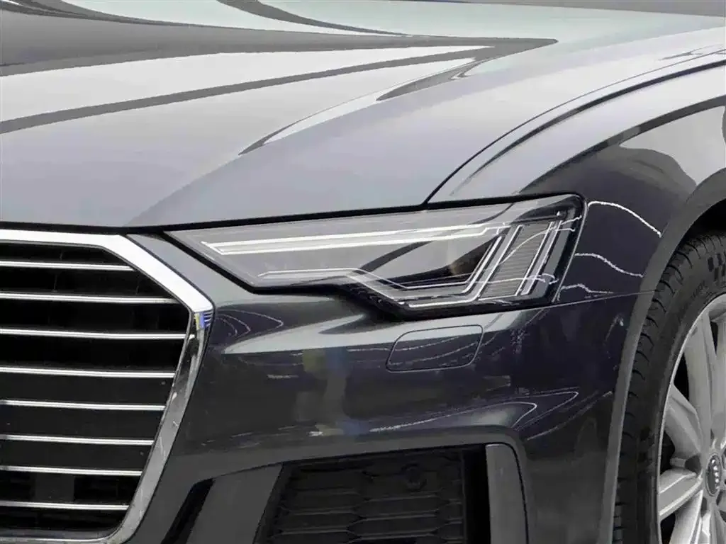Audi A6L — фото 2