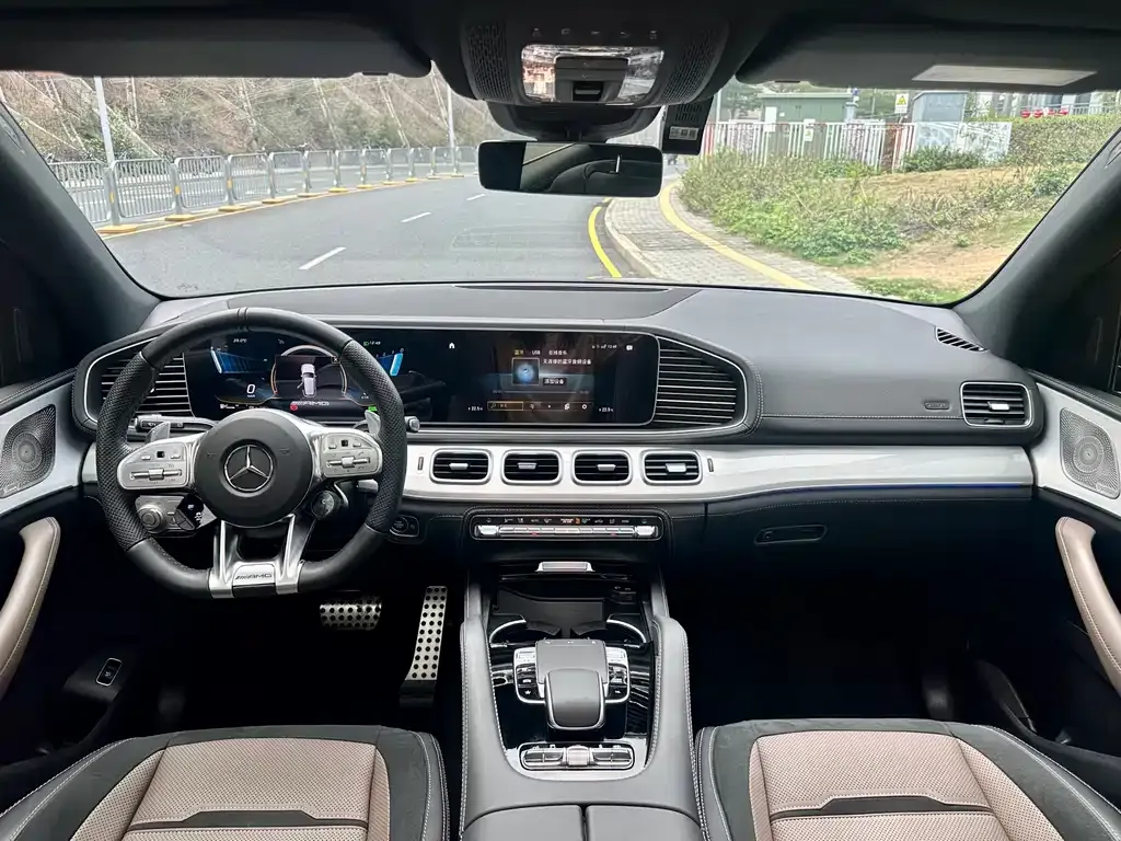 Mercedes-Benz GLE AMG — фото 3