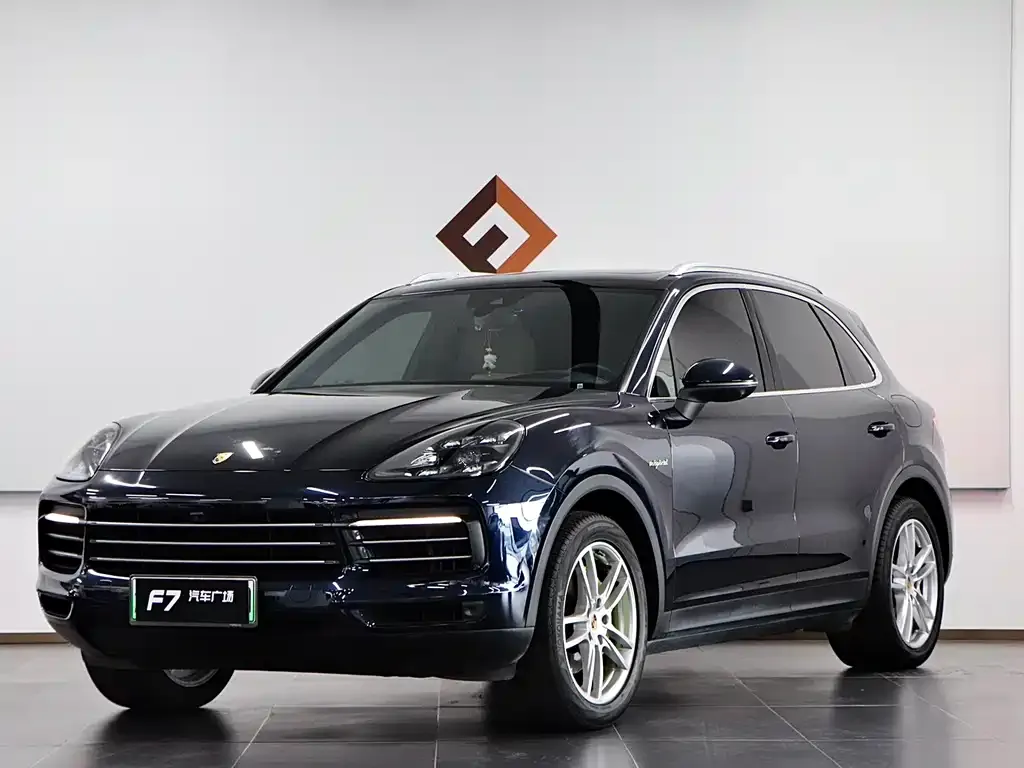 Porsche Cayenne Hybrid — фото 1