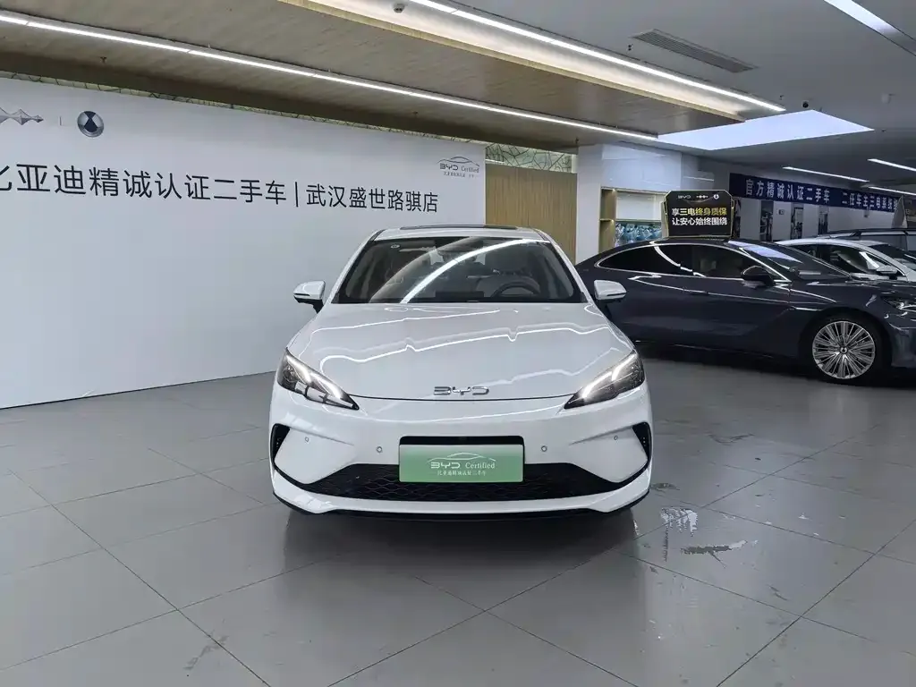 BYD Seal 05 DM-i — фото 5